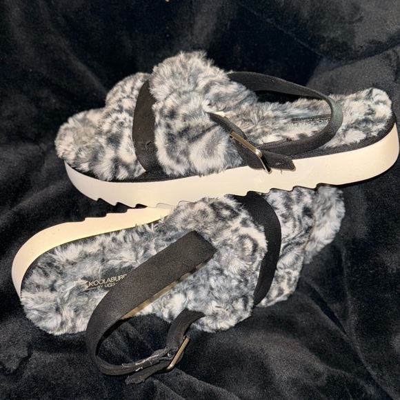 Koolaburra By UGG Fuzzed Out Cheetah Womens Size 9 Black White Slide Sandals - Picture 13 of 15